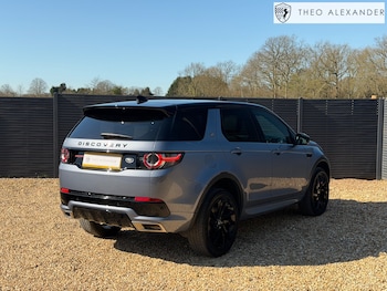 Used Land Rover Discovery Sport 2018 for sale - 78801993: Photo