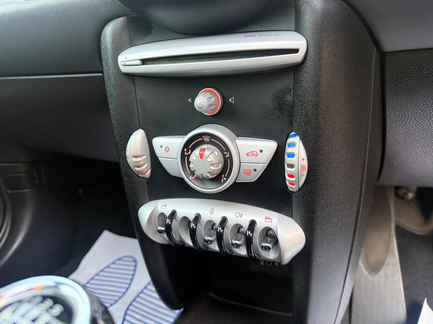 Used MINI Hatch 2010 for sale - 78022390: Photo 22