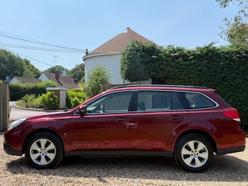 Used Subaru Outback 2010 for sale - 78971315: Photo