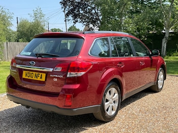 Used Subaru Outback 2010 for sale - 78971315: Photo