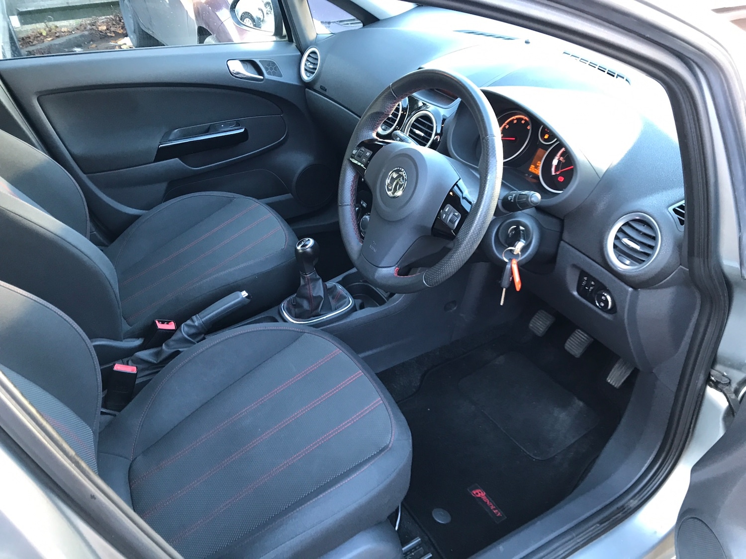 Used Vauxhall Corsa 2012 for sale - 77974037: Photo 8