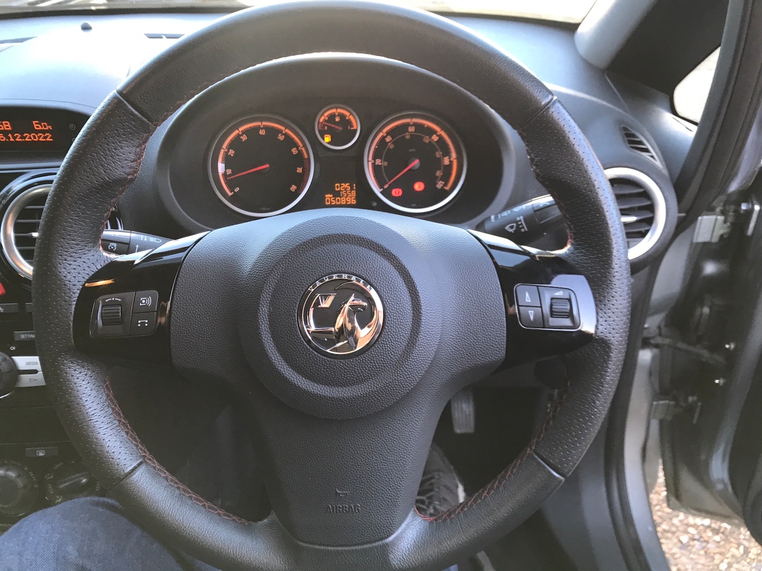 Used Vauxhall Corsa 2012 for sale - 77974037: Photo 9