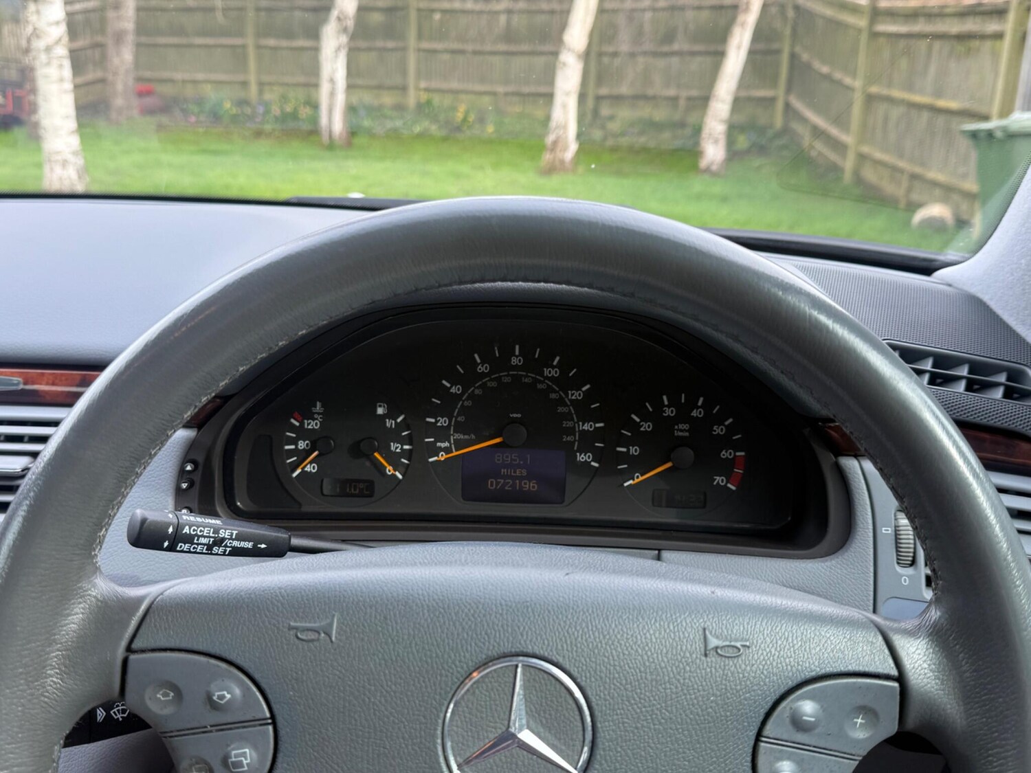 Used Mercedes-Benz E Class 2001 for sale - 78009445: Photo 17