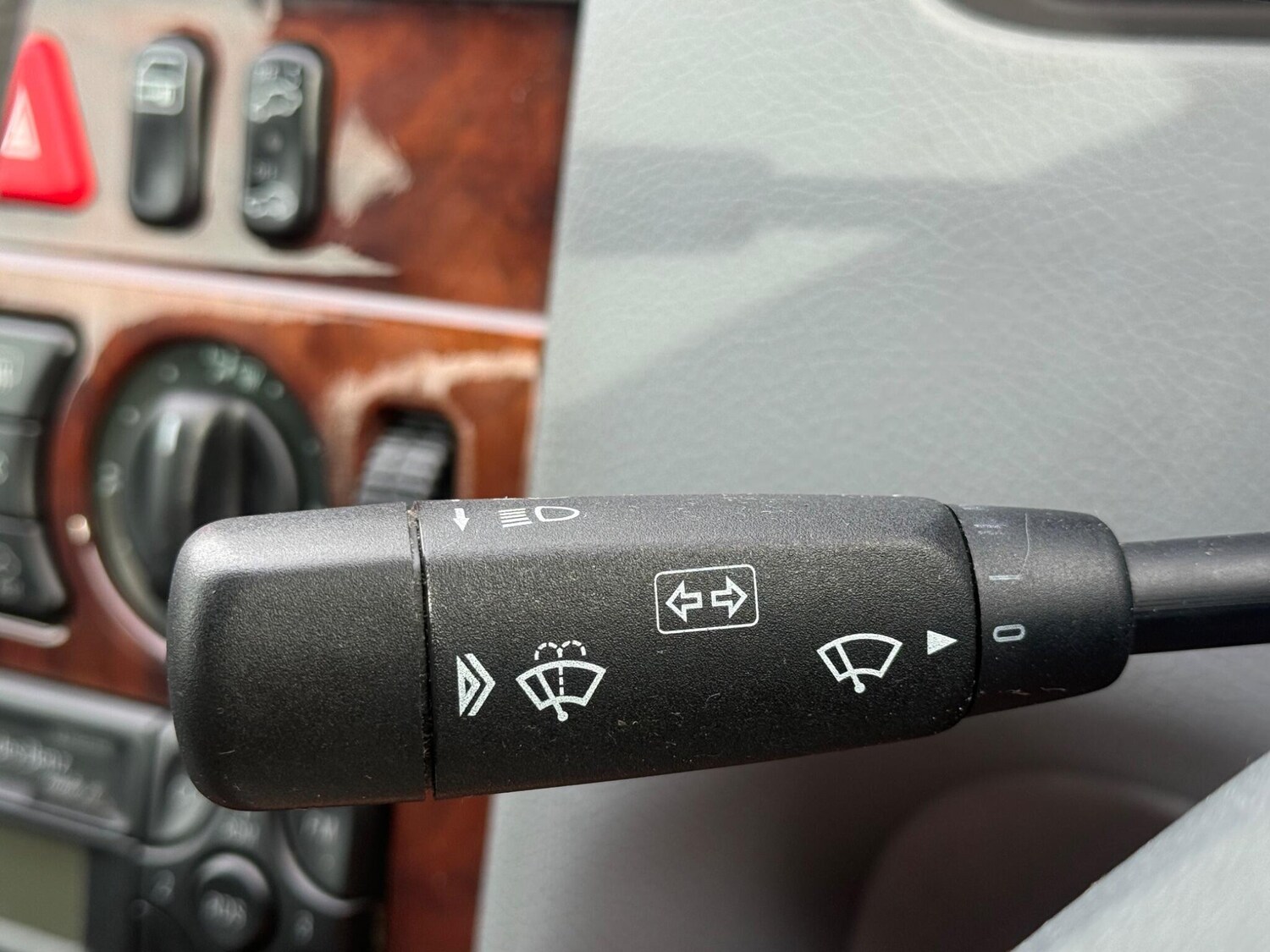 Used Mercedes-Benz E Class 2001 for sale - 78009445: Photo 23