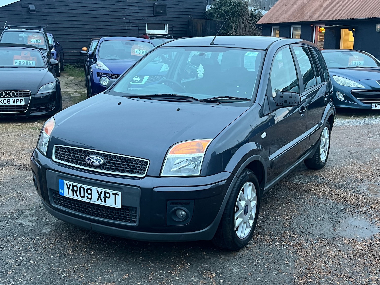 Used Ford Fusion 2009 for sale - 78022571: Photo 2
