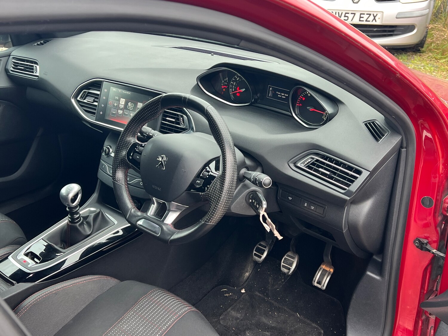 Used Peugeot 308 2016 for sale - 77927690: Photo 11