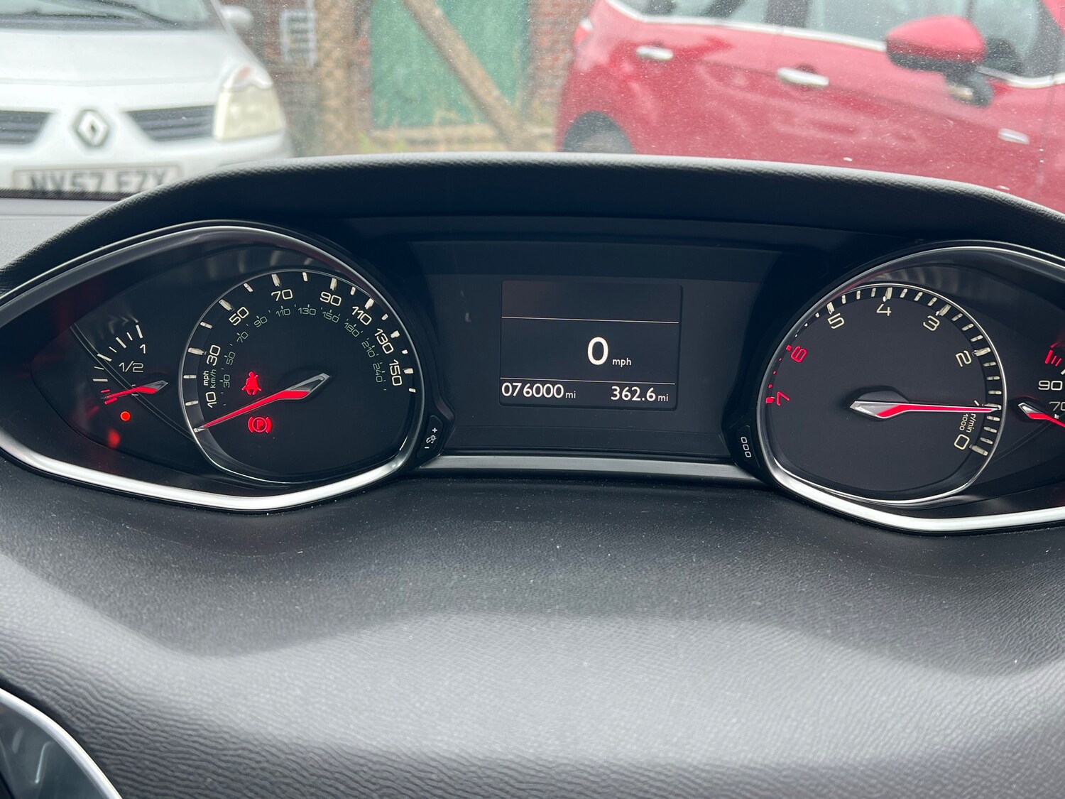 Used Peugeot 308 2016 for sale - 77927690: Photo 13