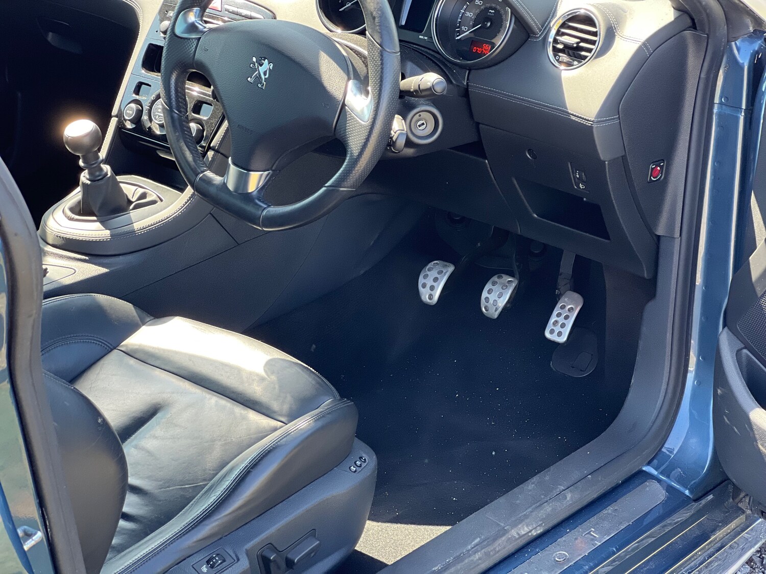 Used Peugeot RCZ 2011 for sale - 78009371: Photo 14