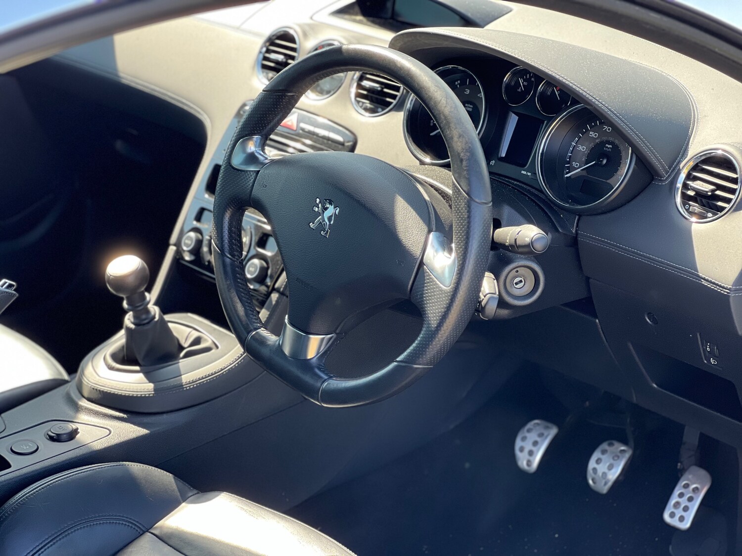 Used Peugeot RCZ 2011 for sale - 78009371: Photo 15