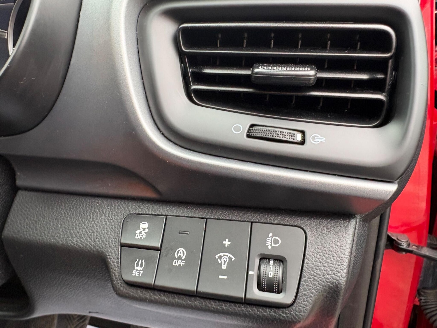 Used Kia Stonic 2022 for sale - 77942313: Photo 14