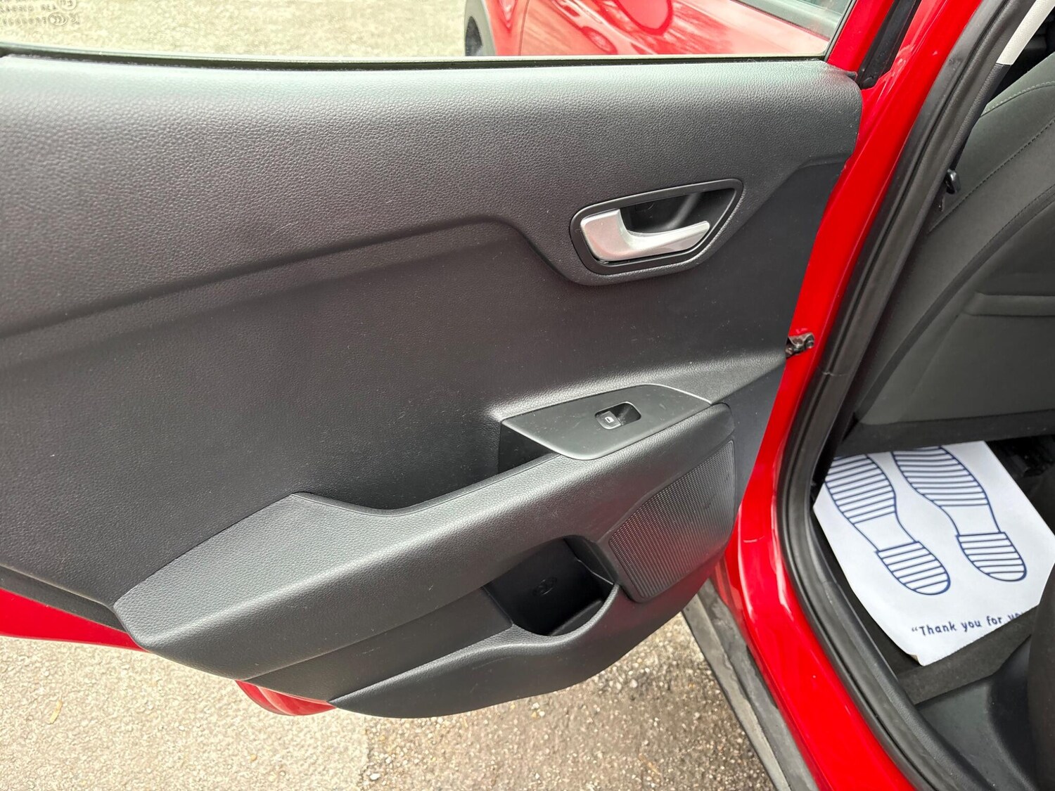 Used Kia Stonic 2022 for sale - 77942313: Photo 17