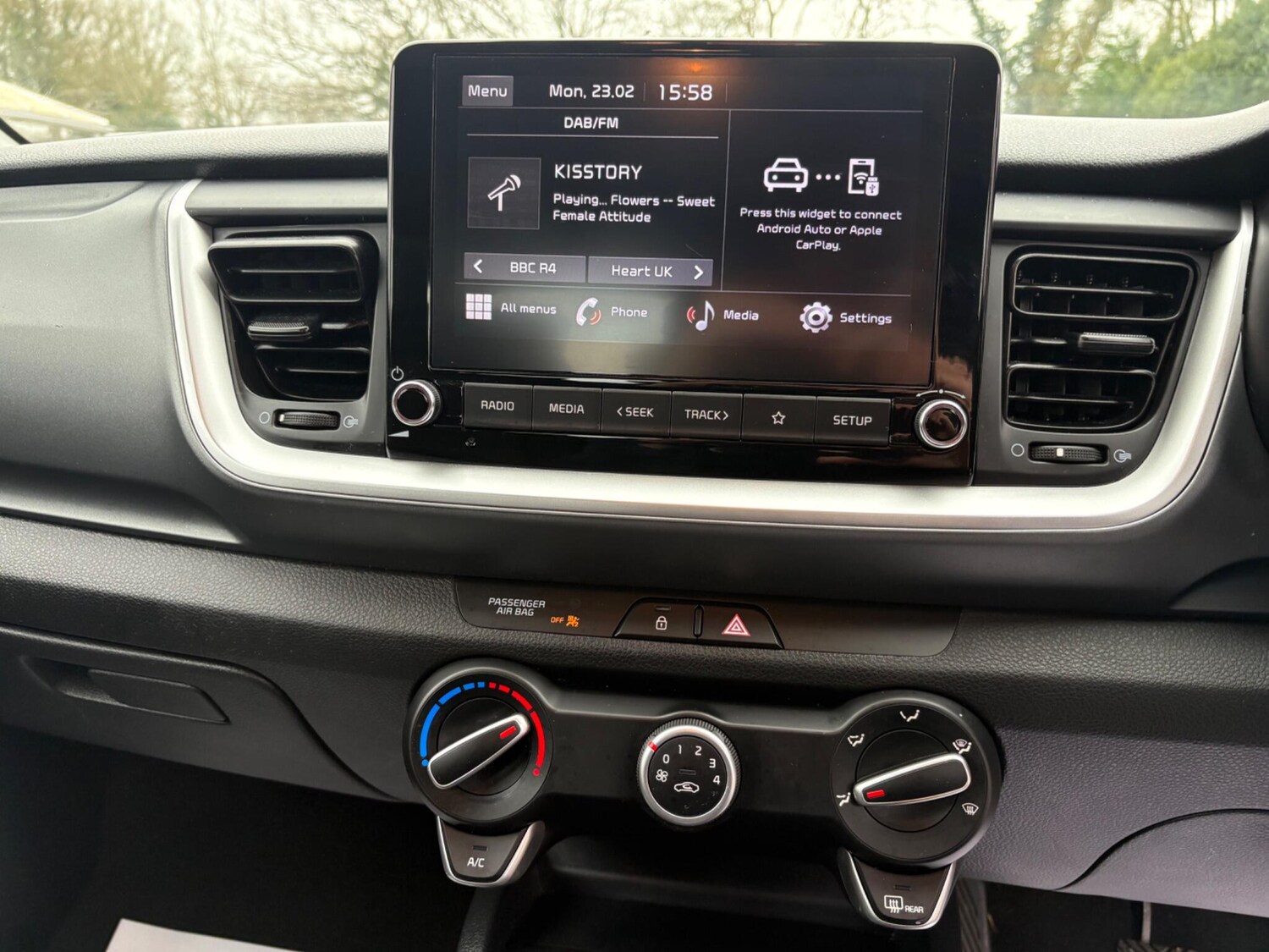 Used Kia Stonic 2022 for sale - 77942313: Photo 19