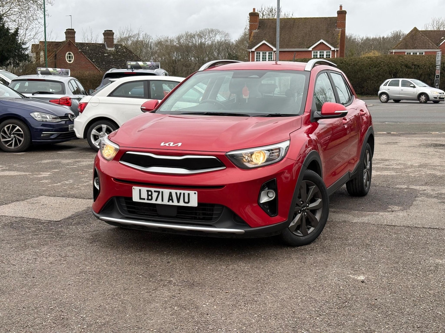 Used Kia Stonic 2022 for sale - 77942313: Photo 2