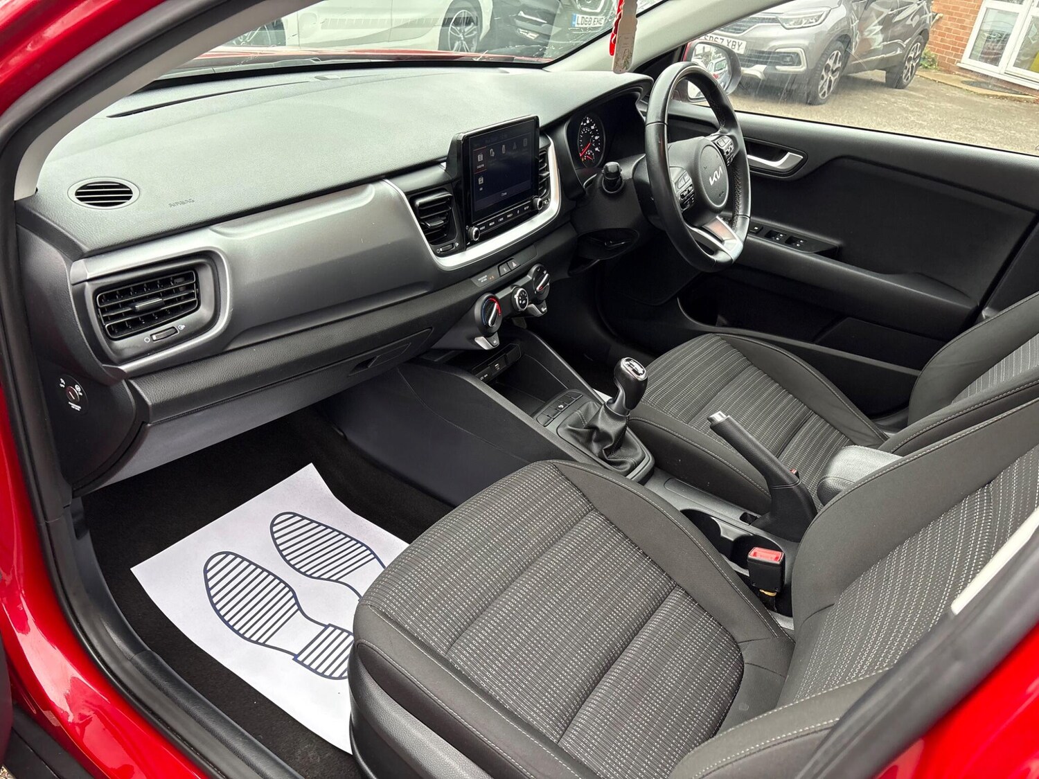 Used Kia Stonic 2022 for sale - 77942313: Photo 24