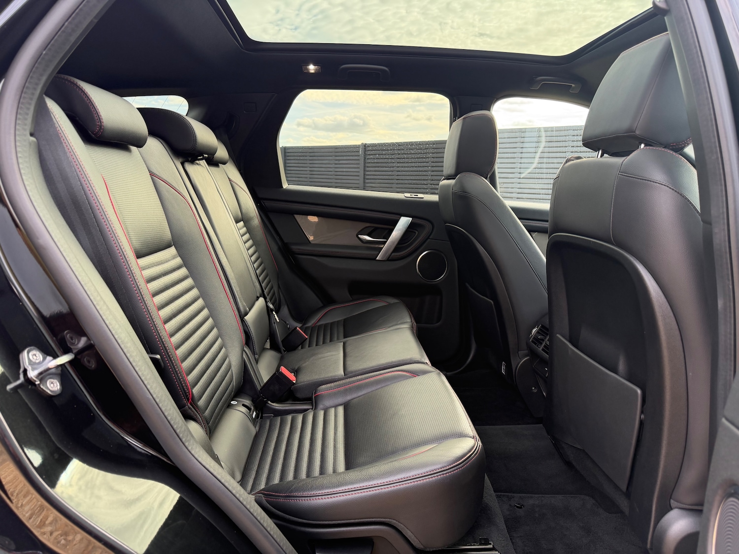 Used Land Rover Discovery Sport 2019 for sale - 78029225: Photo 10