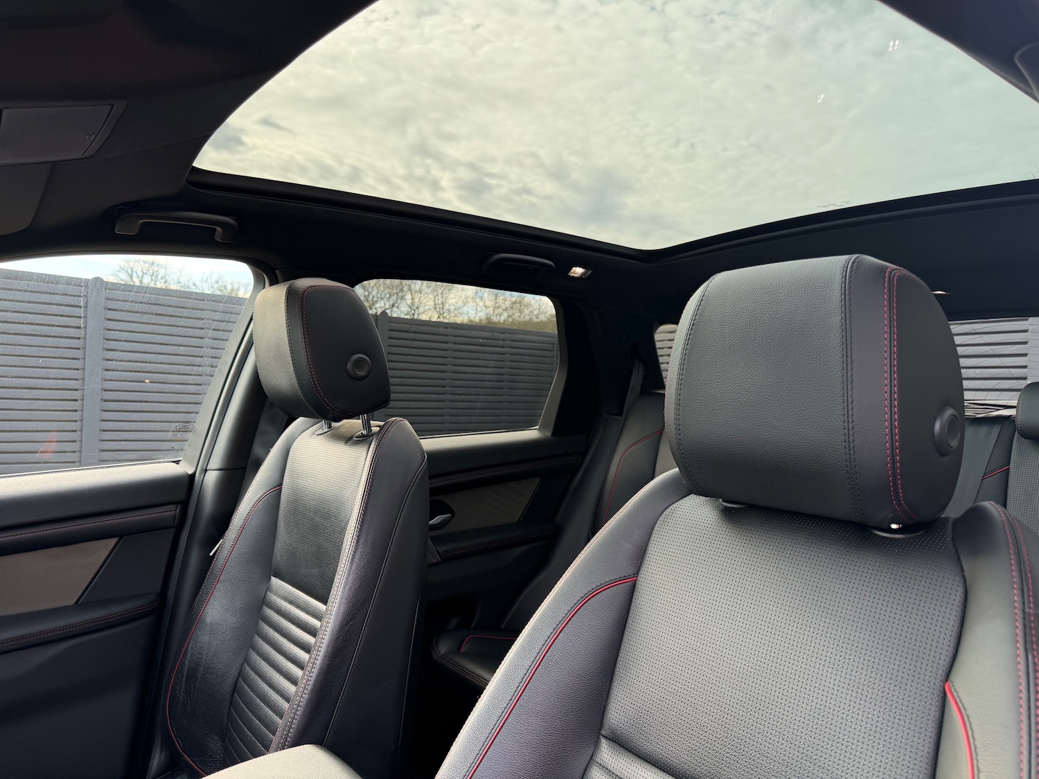 Used Land Rover Discovery Sport 2019 for sale - 78029225: Photo 16