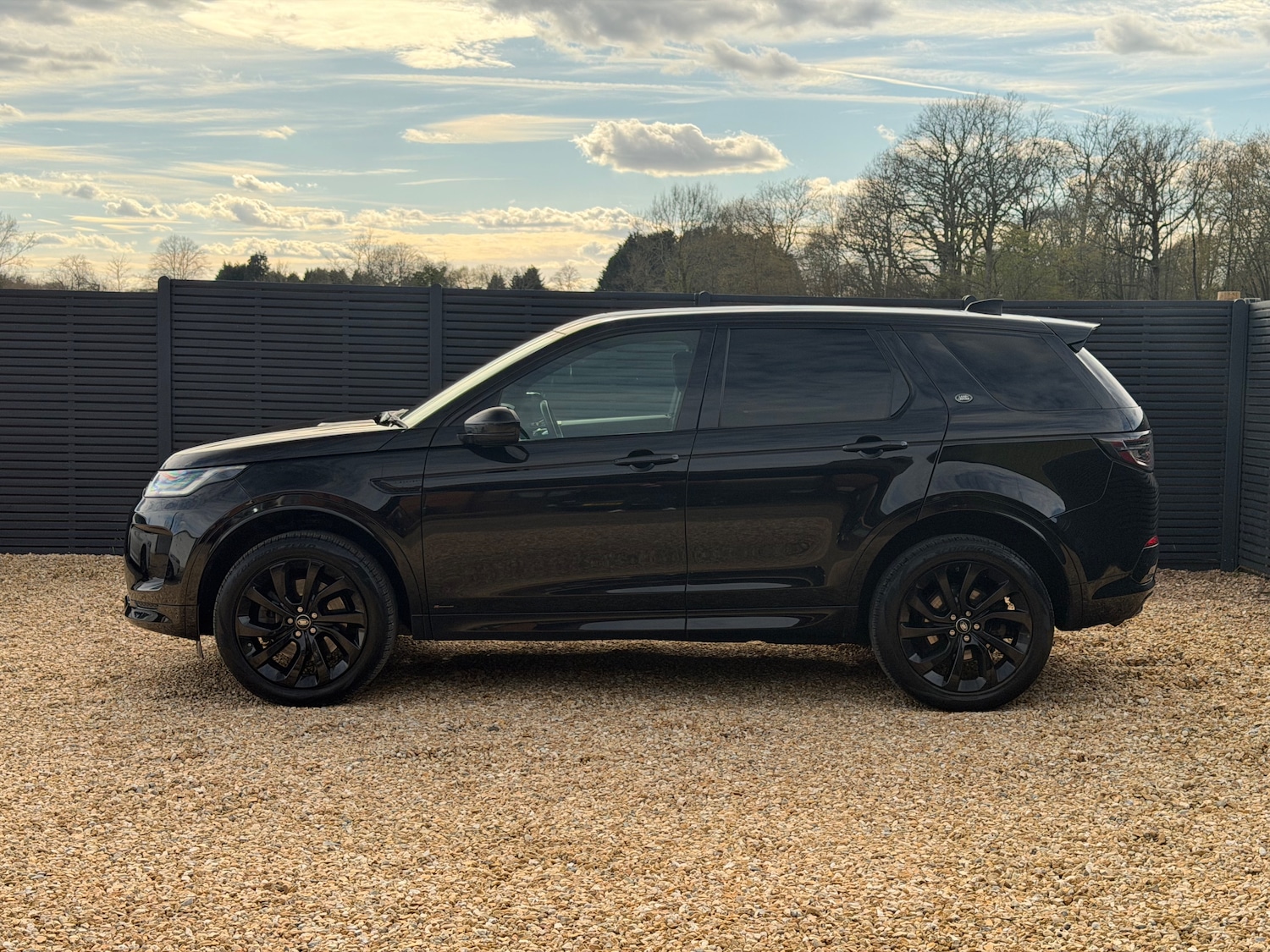 Used Land Rover Discovery Sport 2019 for sale - 78029225: Photo 2
