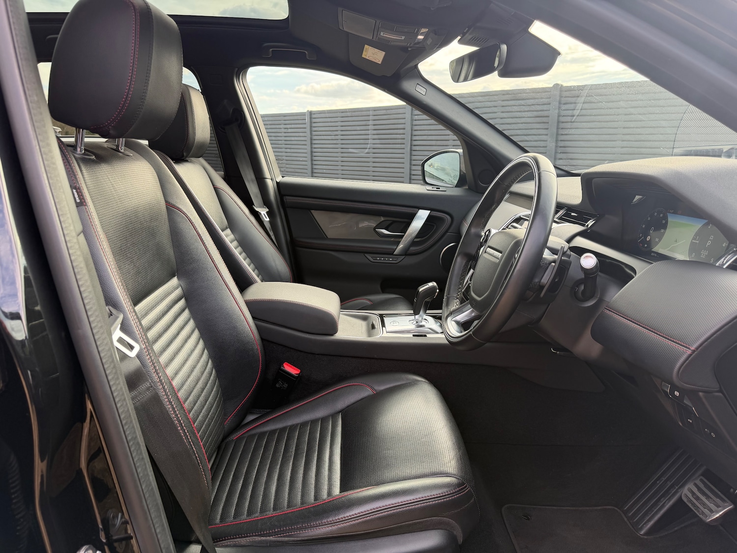 Used Land Rover Discovery Sport 2019 for sale - 78029225: Photo 8