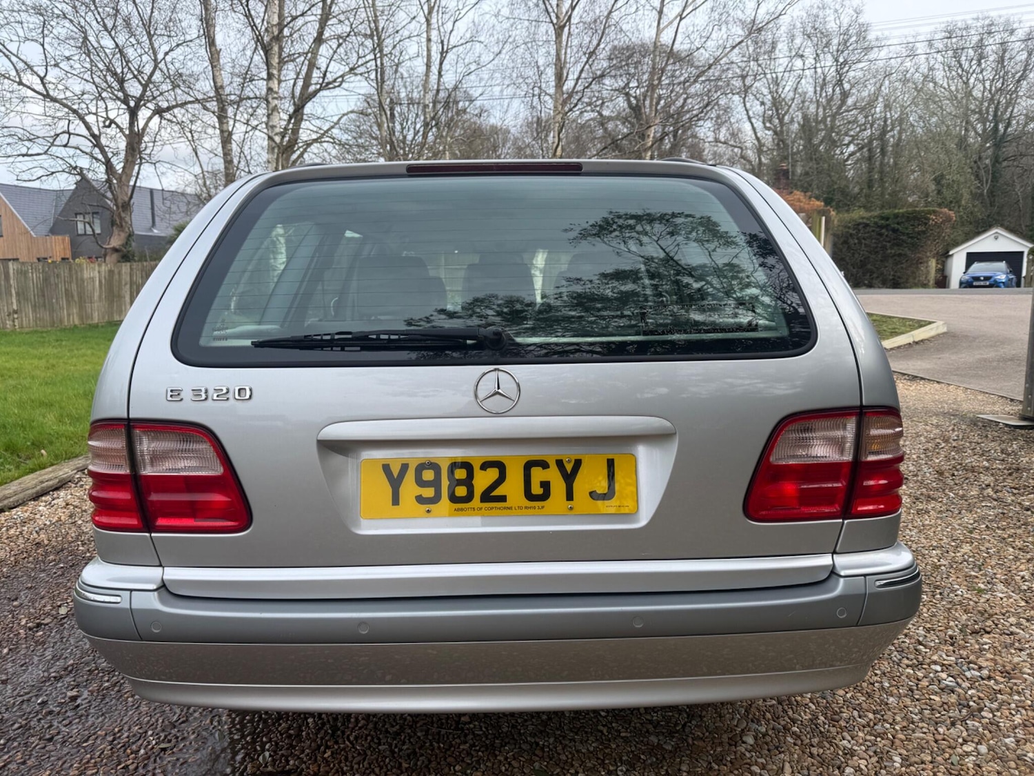 Used Mercedes-Benz E Class 2001 for sale - 77927920: Photo 3