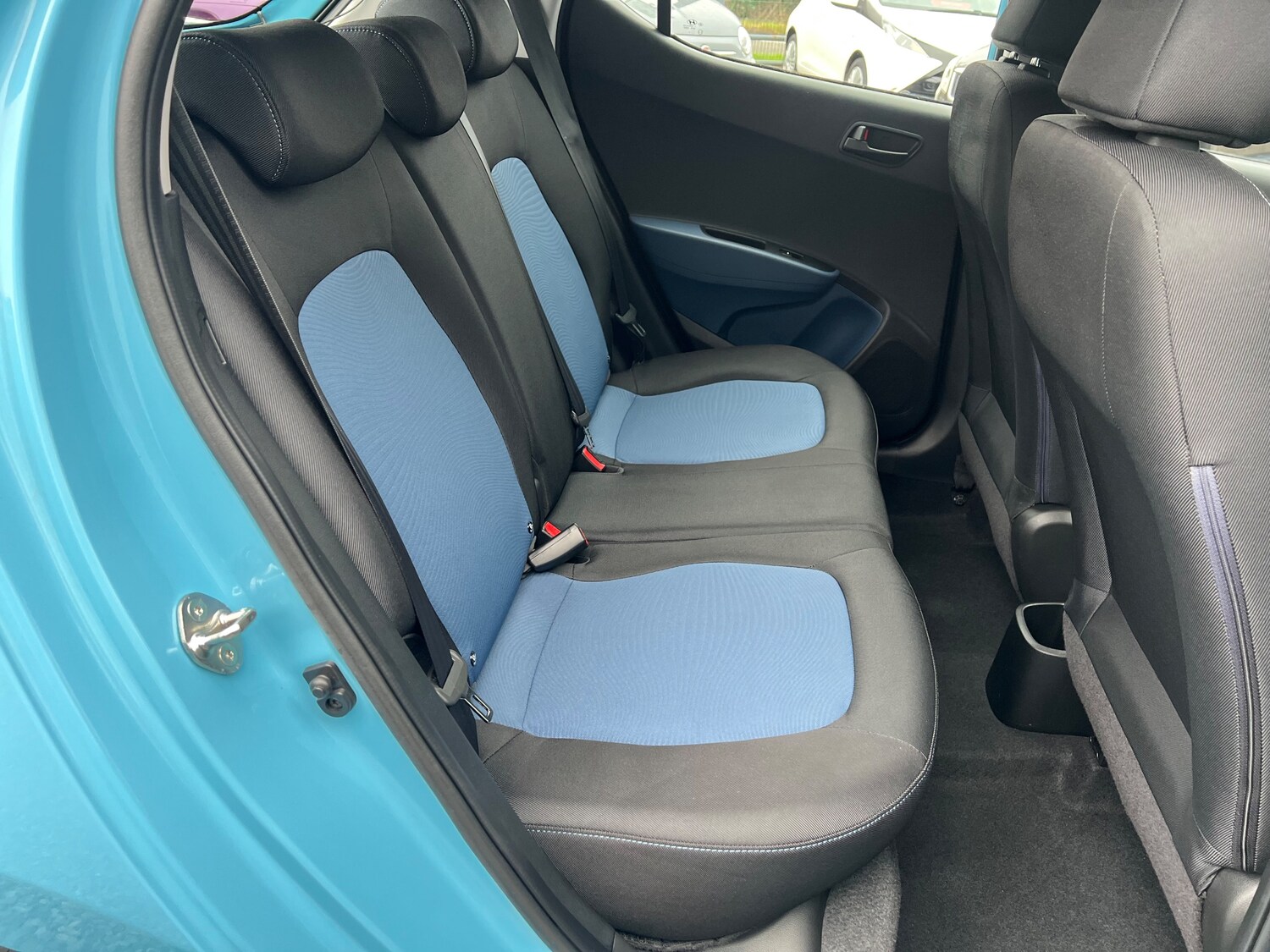 Used Hyundai i10 2014 for sale - 77879252: Photo 12