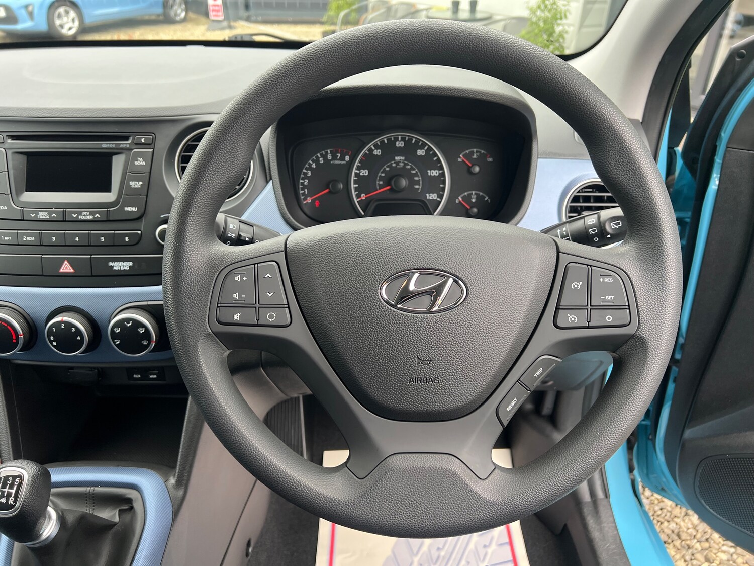 Used Hyundai i10 2014 for sale - 77879252: Photo 14