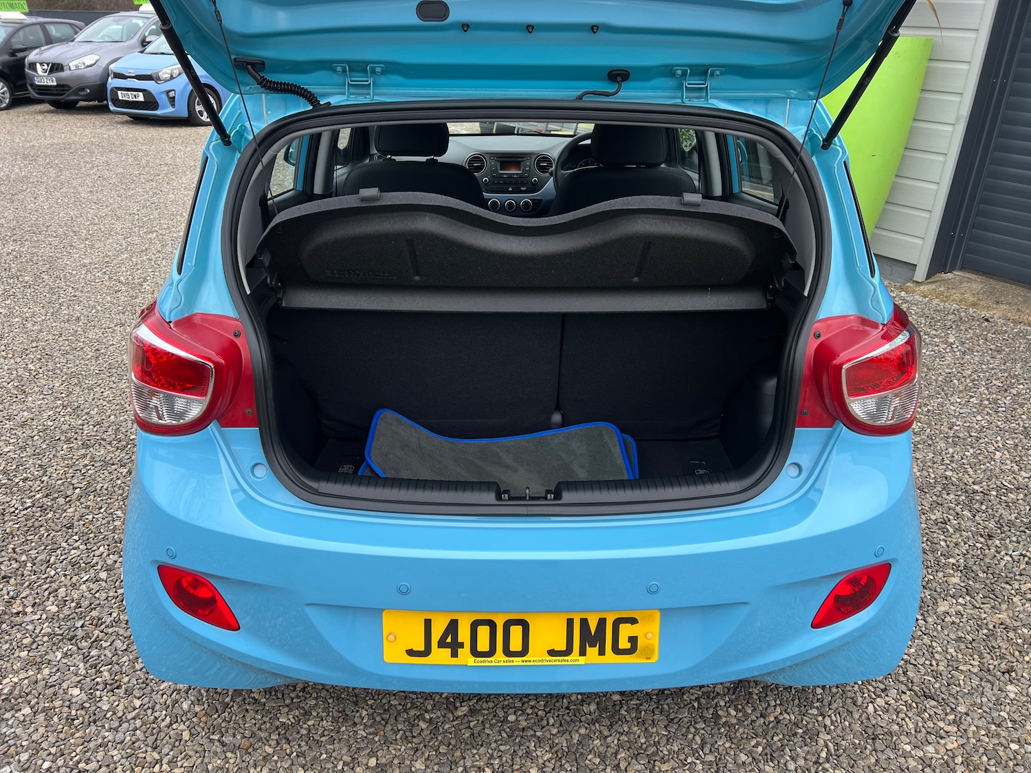 Used Hyundai i10 2014 for sale - 77879252: Photo 4