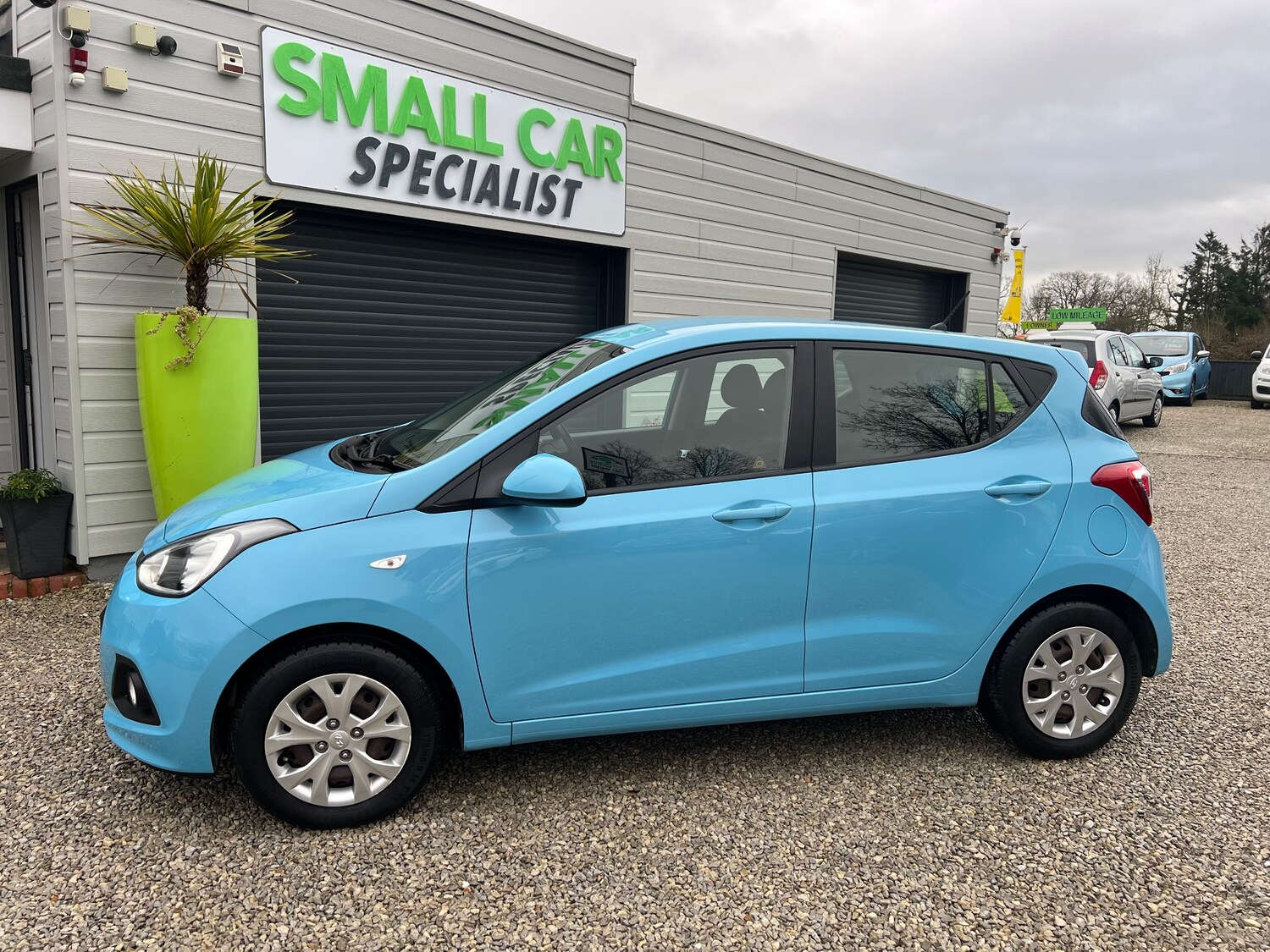 Used Hyundai i10 2014 for sale - 77879252: Photo 6