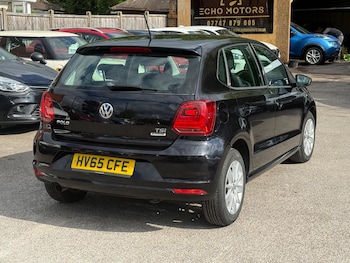 Used Volkswagen Polo 2015 for sale - 78820286: Photo