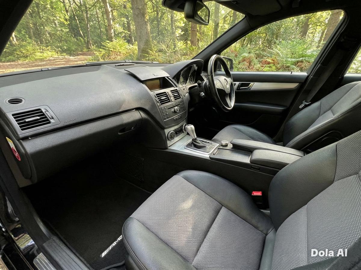 Used Mercedes-Benz C Class 2011 for sale - 77764062: Photo 10