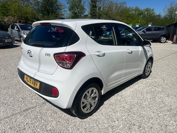 Used Hyundai i10 2019 for sale - 78177264: Photo