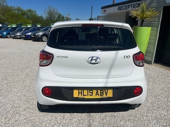 Used Hyundai i10 2019 for sale - 78177264: Photo