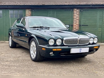 Used Jaguar XJ 2001 for sale - 78289132: Photo