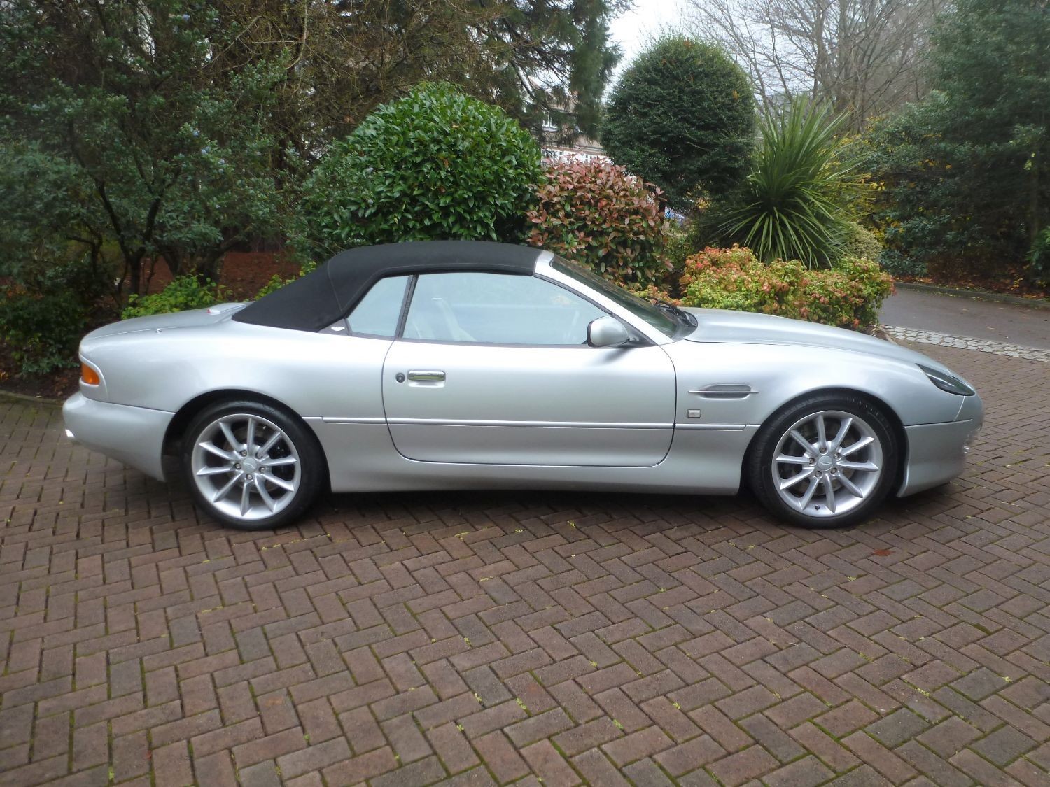 Used Aston Martin DB7 2002 for sale - 77966447: Photo 2