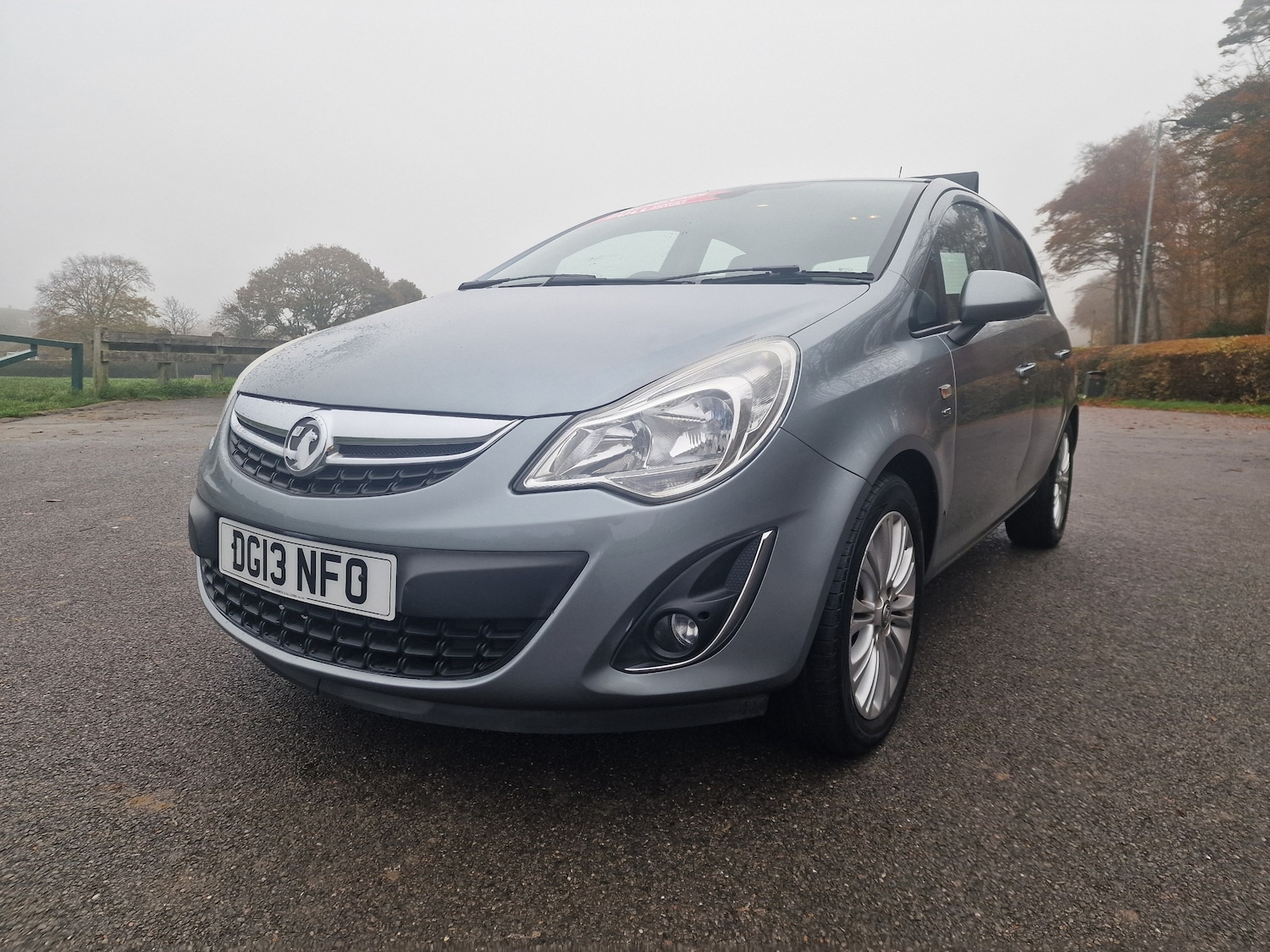 Used Vauxhall Corsa 2013 for sale - 77274795: Photo 2