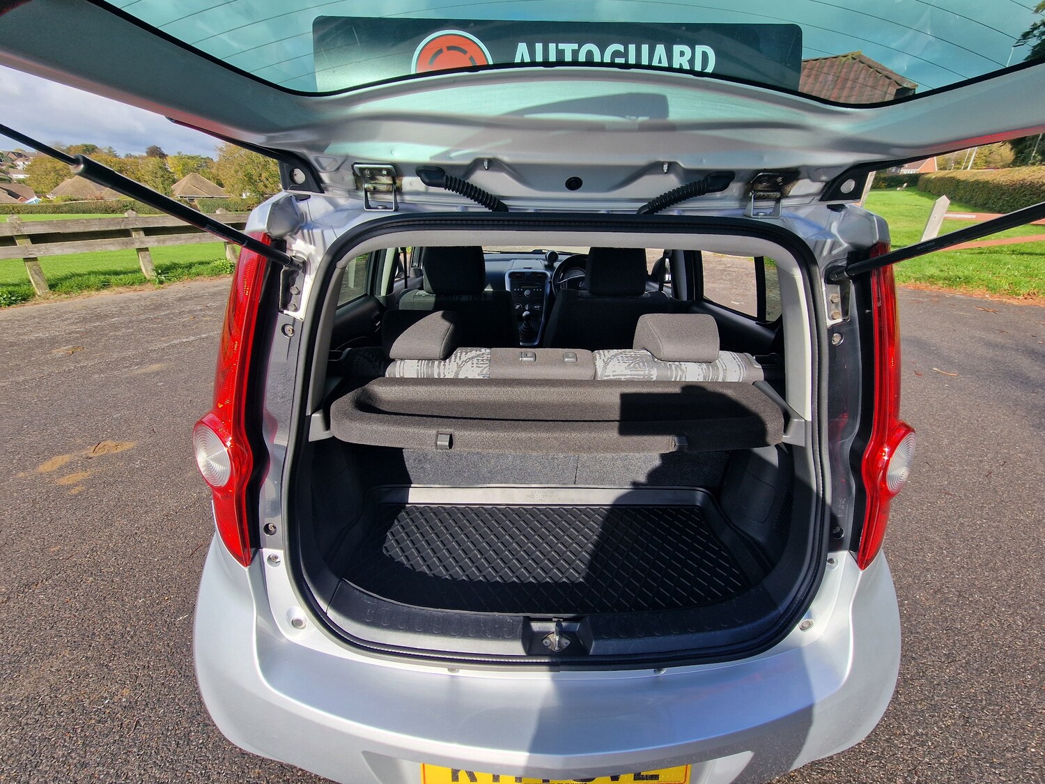 Used Vauxhall Agila 2014 for sale - 77274796: Photo 9