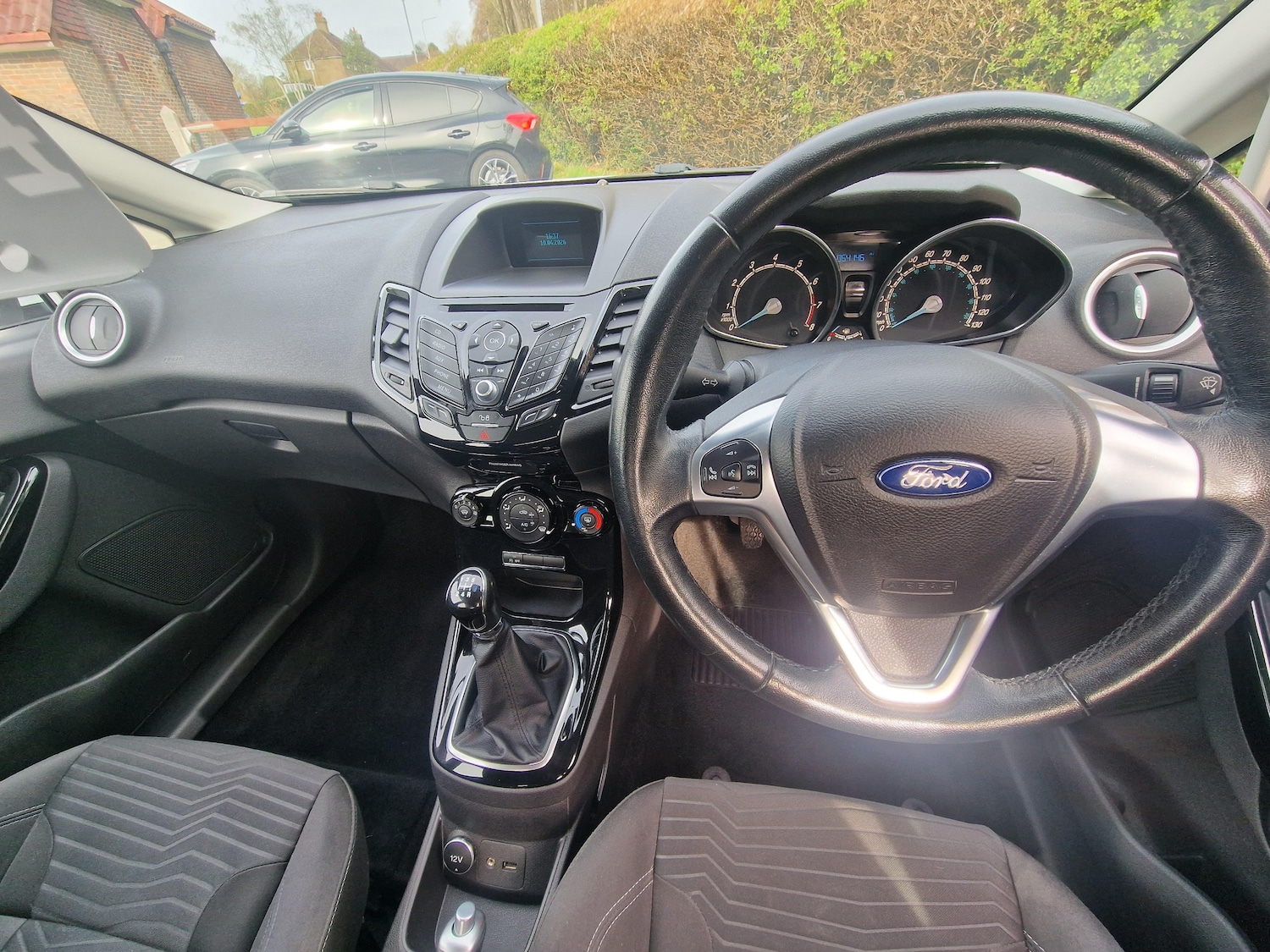 Used Ford Fiesta 2015 for sale - 78201620: Photo 11