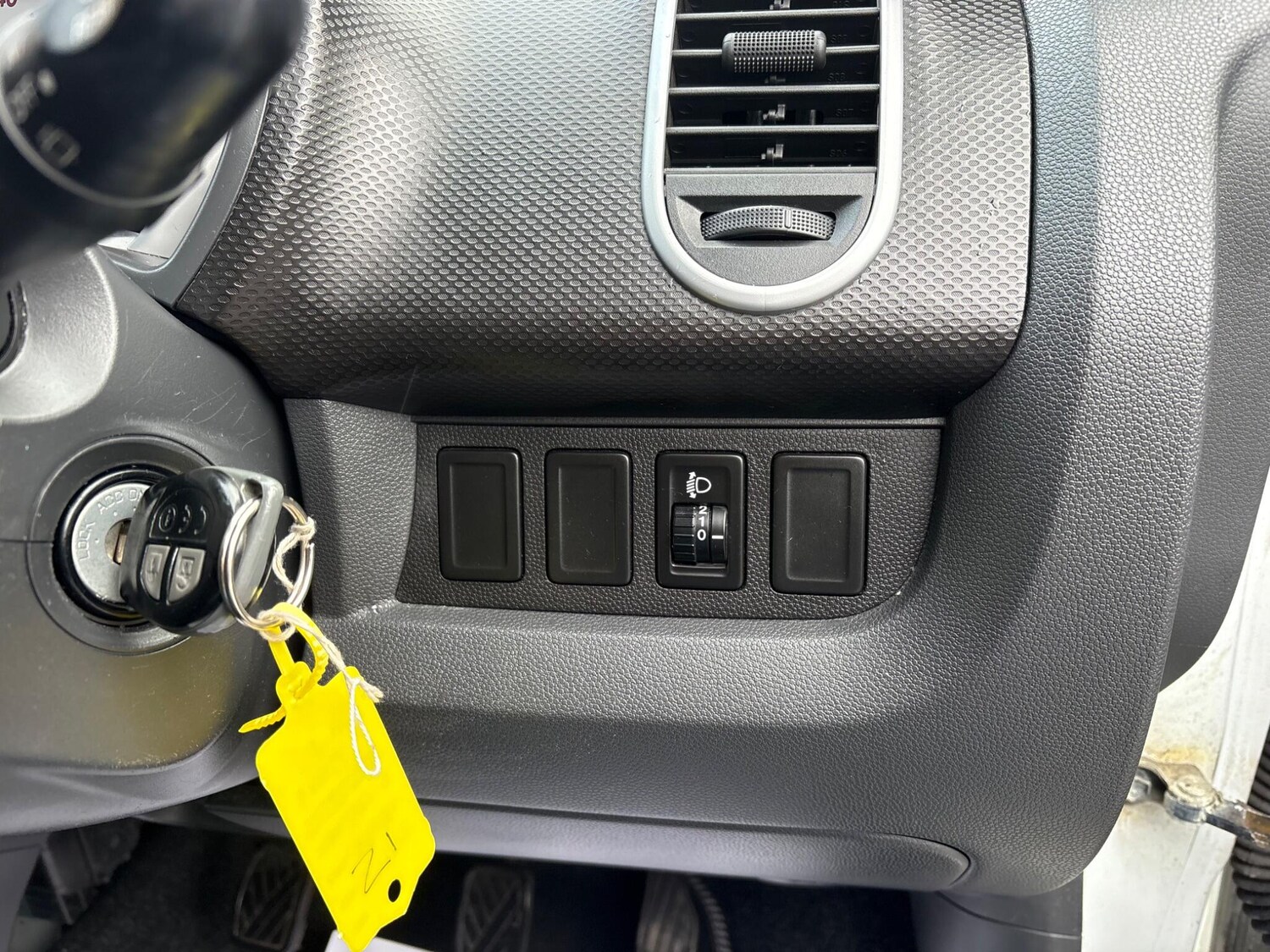 Used Suzuki Splash 2012 for sale - 78022405: Photo 12