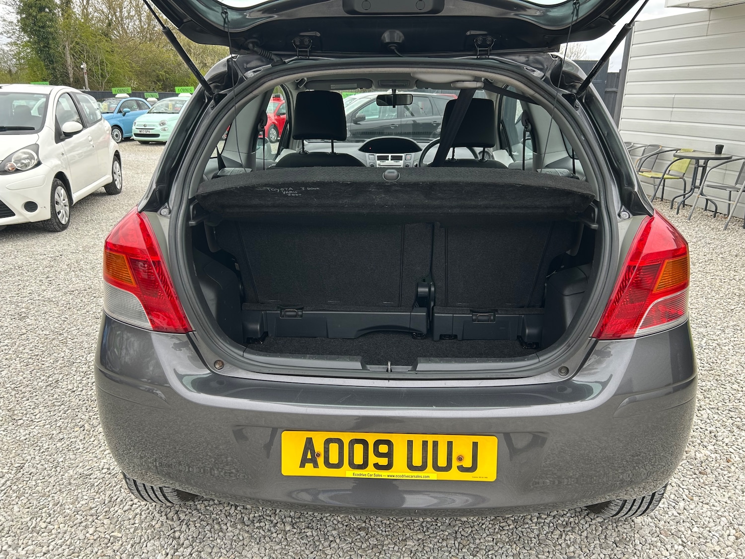 Used Toyota Yaris 2009 for sale - 78009344: Photo 4