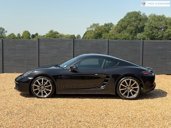 Used Porsche 718 Cayman 2019 for sale - 79005287: Photo