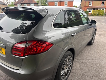 Used Porsche Cayenne 2014 for sale - 78880605: Photo