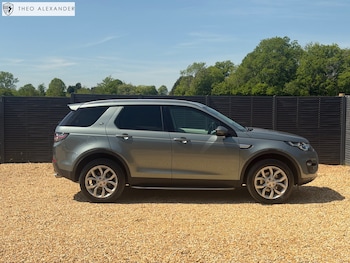 Used Land Rover Discovery Sport 2015 for sale - 78668396: Photo