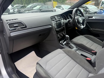 Used Volkswagen Golf 2017 for sale - 78307909: Photo