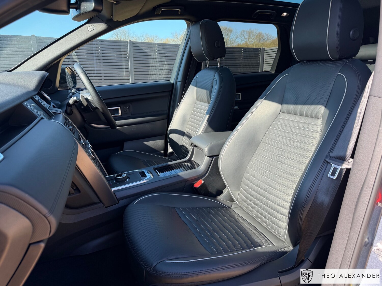 Used Land Rover Discovery Sport 2018 for sale - 77966352: Photo 12