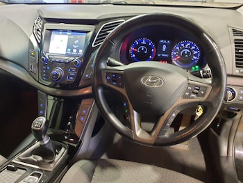 Used Hyundai i40 2017 for sale - 78337128: Photo