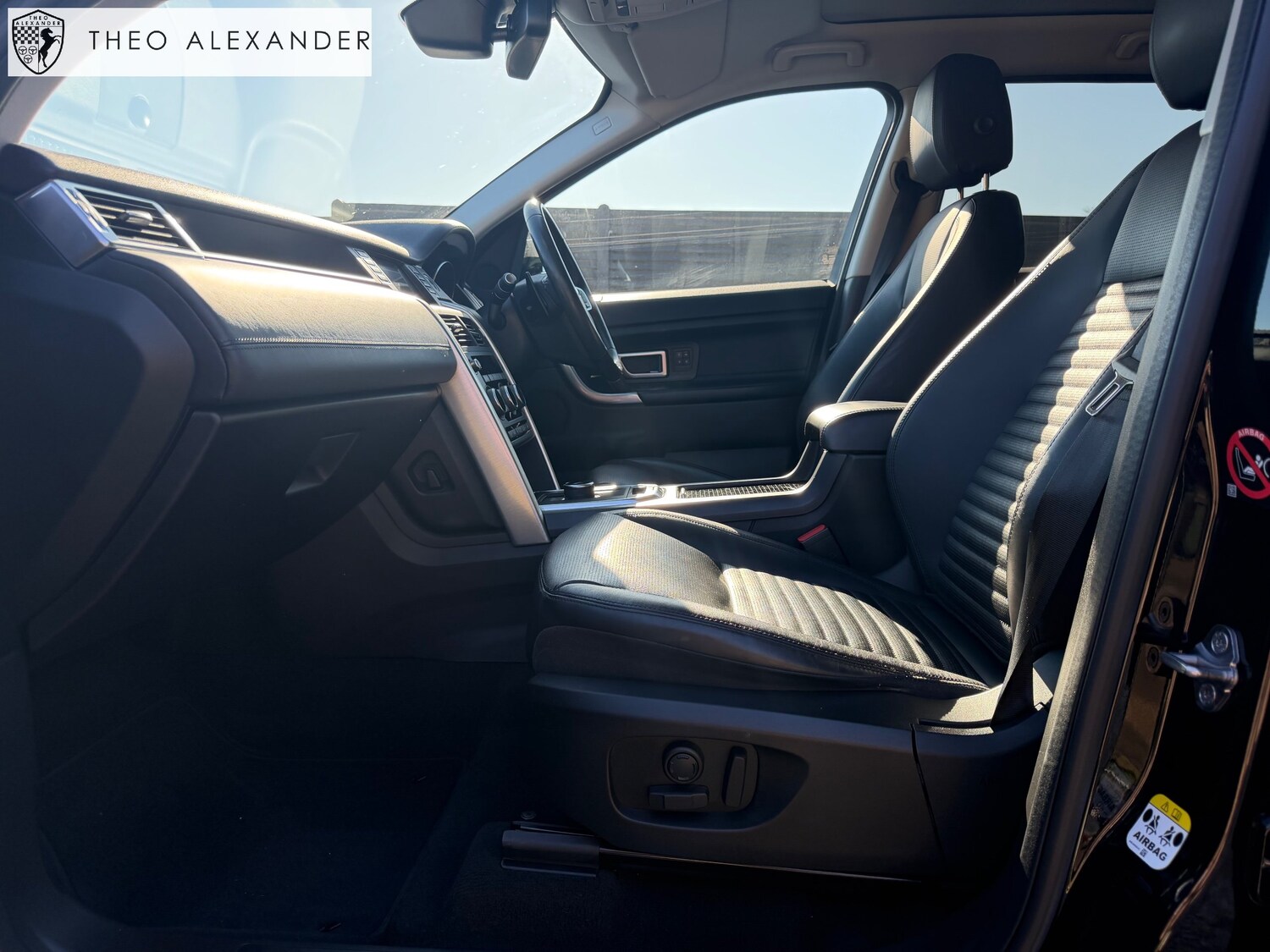 Used Land Rover Discovery Sport 2017 for sale - 77966353: Photo 11