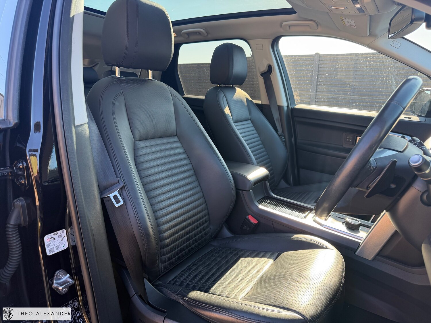 Used Land Rover Discovery Sport 2017 for sale - 77966353: Photo 8