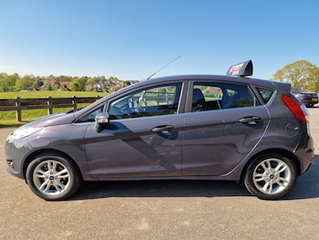 Used Ford Fiesta 2014 for sale - 78311439: Photo