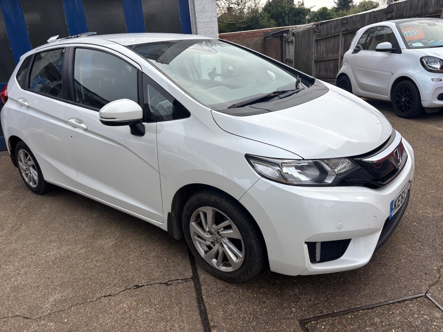 Used Honda Jazz 2015 for sale - 77966323: Photo 3