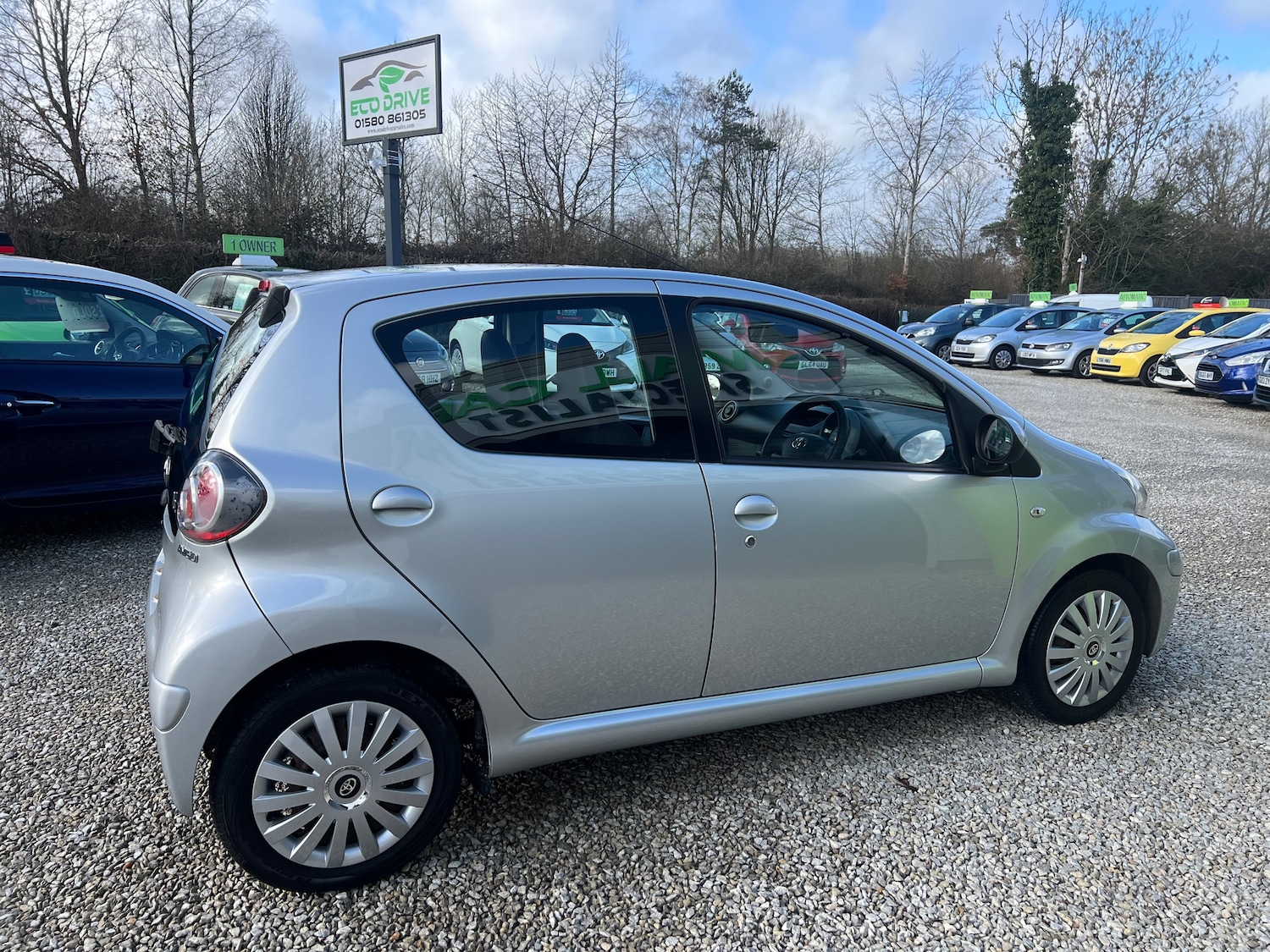 Used Toyota AYGO 2011 for sale - 77879239: Photo 1