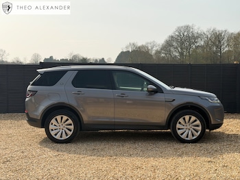 Land Rover Discovery Sport feature image